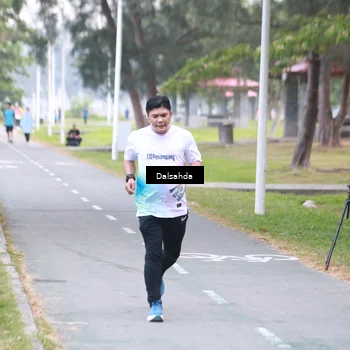Runner Photo 4325490