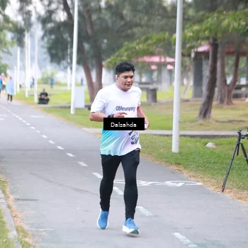 Runner Photo 4325493