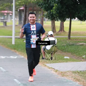 Runner Photo 4325502