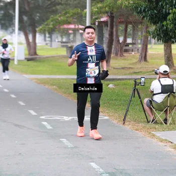 Runner Photo 4325504