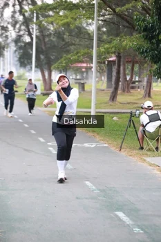 Runner Photo 4325536
