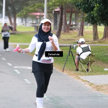 Runner Photo 4325543