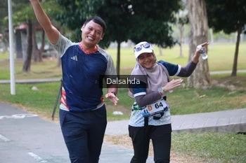 Runner Photo 4325563