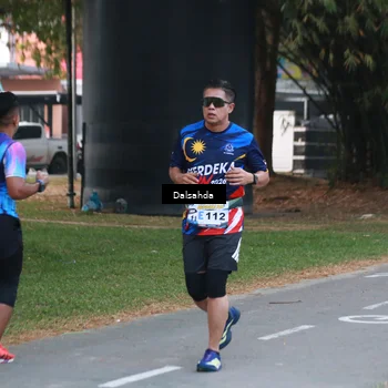 Runner Photo 4325609