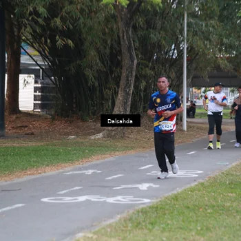 Runner Photo 4325641
