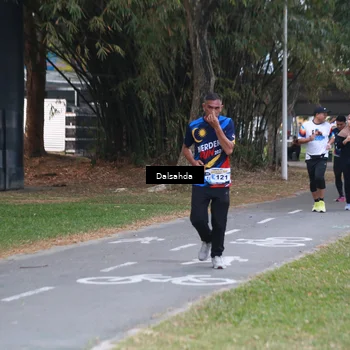 Runner Photo 4325644
