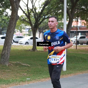 Runner Photo 4325671