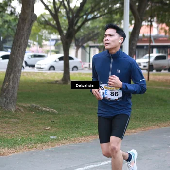 Runner Photo 4325681