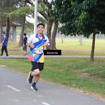 Runner Photo 4325735