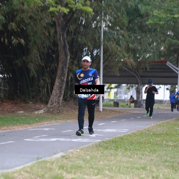 Runner Photo 4325763