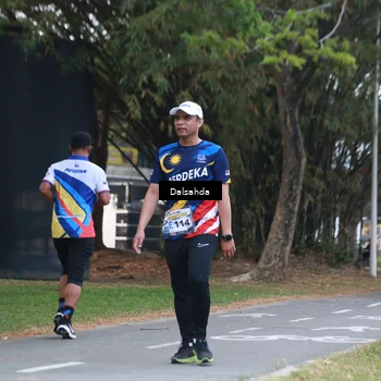 Runner Photo 4325779