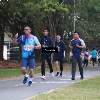 Runner Photo 4325806