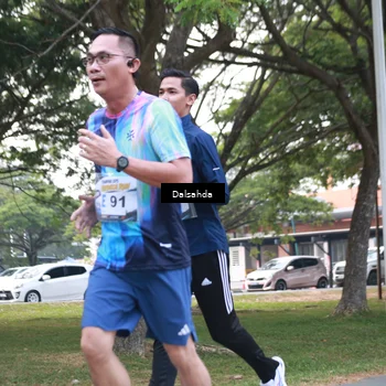 Runner Photo 4325808