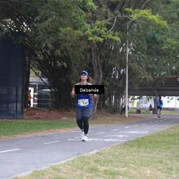 Runner Photo 4325828