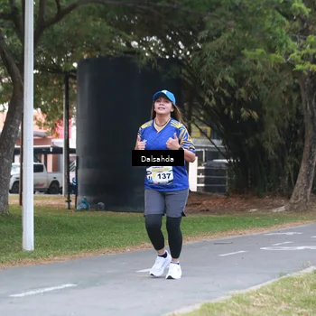 Runner Photo 4325834