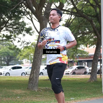 Runner Photo 4325842