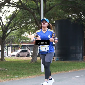 Runner Photo 4325852