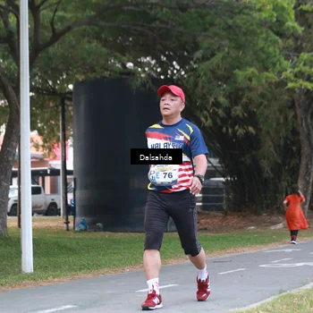 Runner Photo 4325877