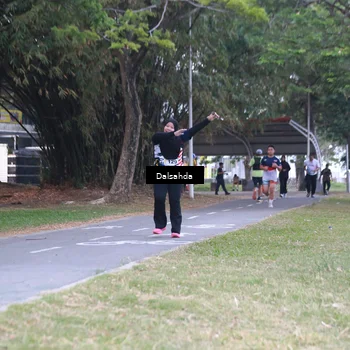 Runner Photo 4325911
