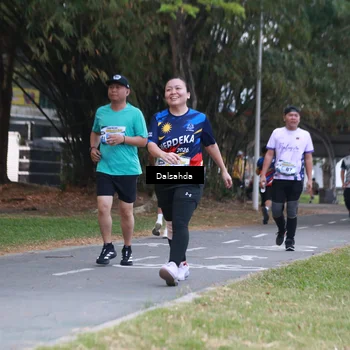 Runner Photo 4325965