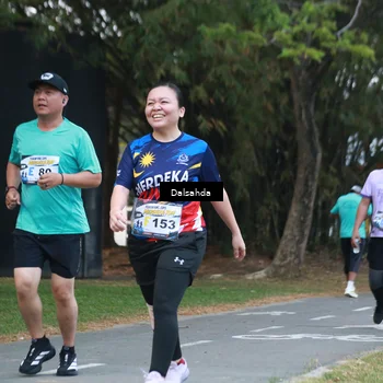 Runner Photo 4325975