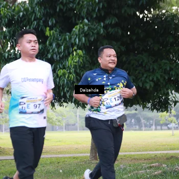 Runner Photo 4326070