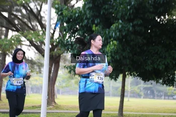 Runner Photo 4326233