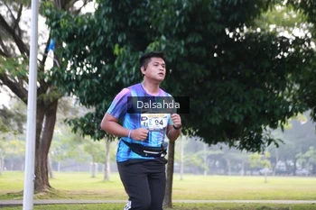 Runner Photo 4326245