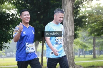 Runner Photo 4326321