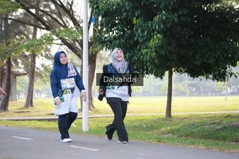 Runner Photo 4326373