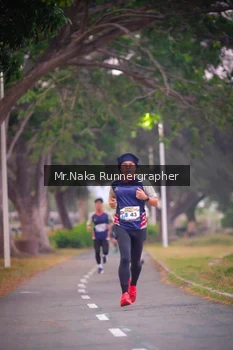 Runner Photo 4326774