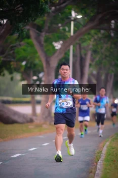 Runner Photo 4326807
