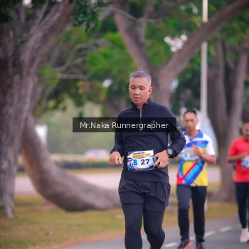 Runner Photo 4326848
