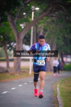 Runner Photo 4326861