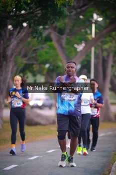 Runner Photo 4326862