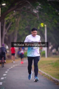 Runner Photo 4326866