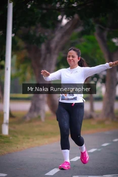 Runner Photo 4326870