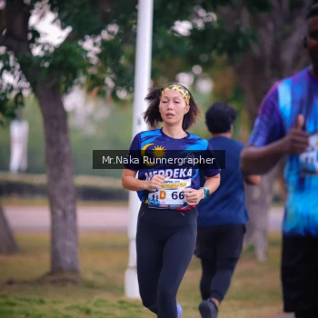 Runner Photo 4326876