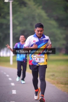 Runner Photo 4326940