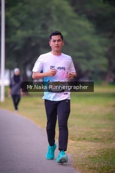 Runner Photo 4326951
