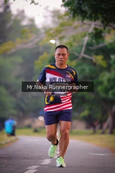 Runner Photo 4326974