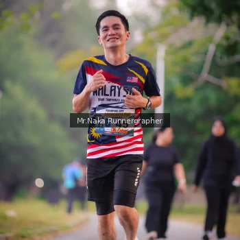 Runner Photo 4326996