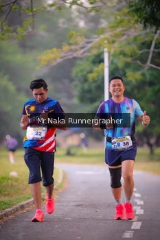 Runner Photo 4327016