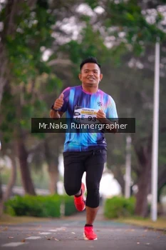 Runner Photo 4327044