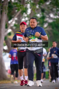 Runner Photo 4327101