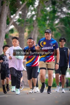 Runner Photo 4327129