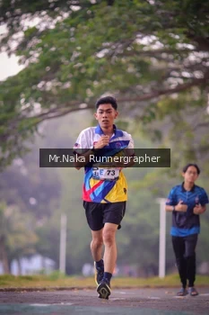 Runner Photo 4327187