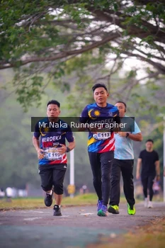 Runner Photo 4327240