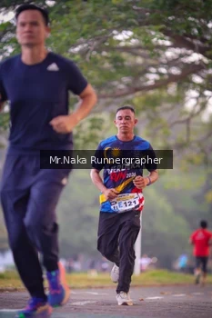 Runner Photo 4327263