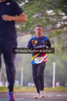 Runner Photo 4327267